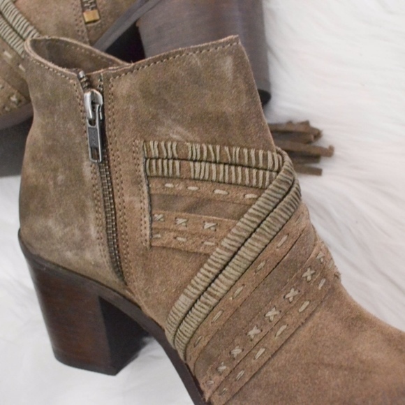 Leather Fringe Detailed Boho Heeled Booties - Picture 4 of 4